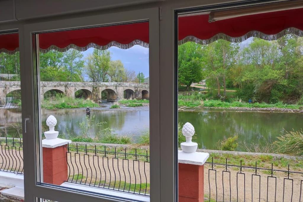 Casa La Riera Villa Salinas De Pisuerga ภายนอก รูปภาพ